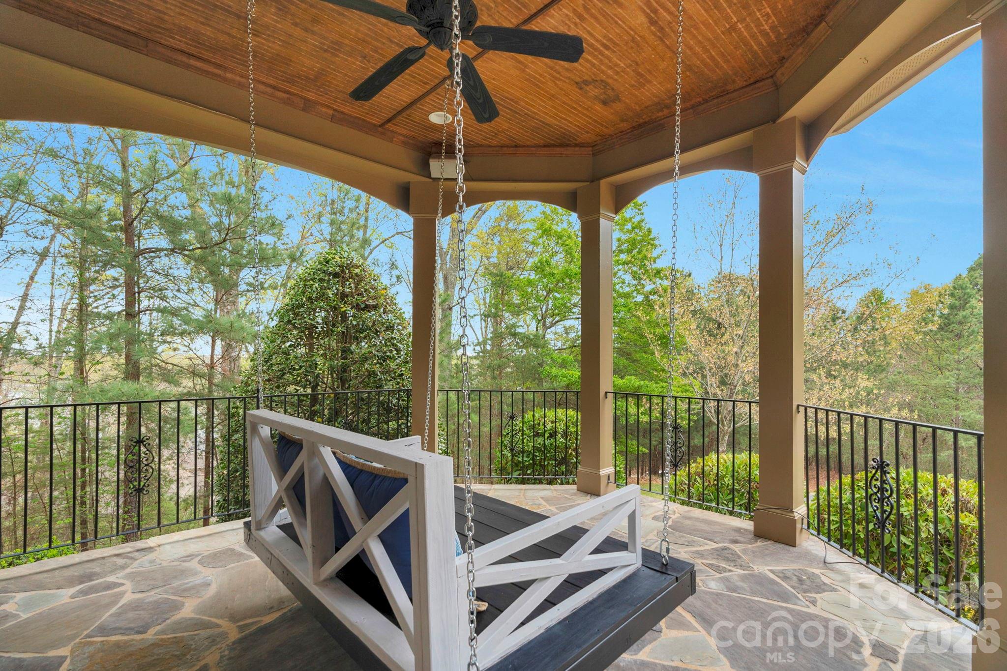 Reflection Pointe - Residential