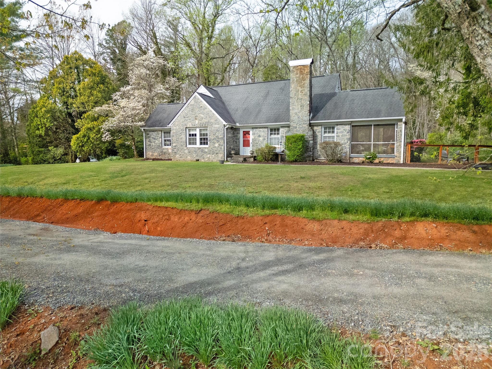 514 Cherryfield Loop