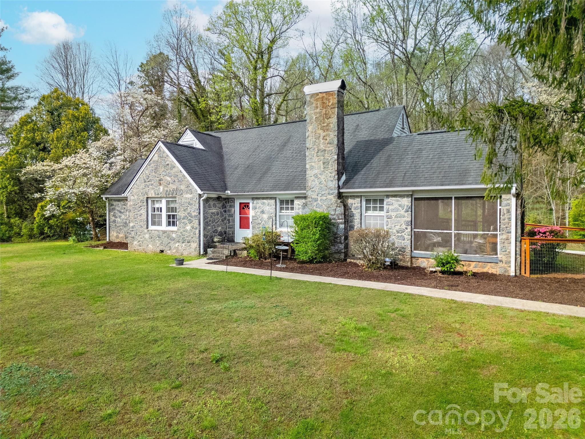 514 Cherryfield Loop