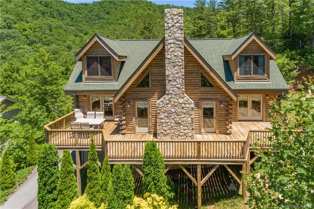 Christmount - Residential