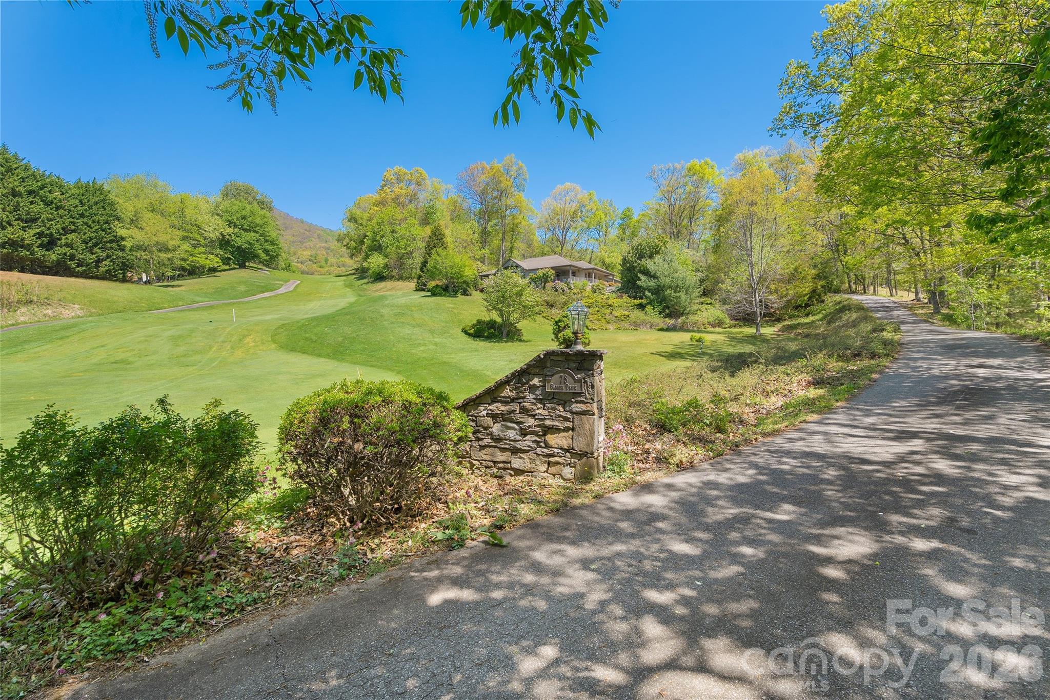 Laurel Ridge - Residential