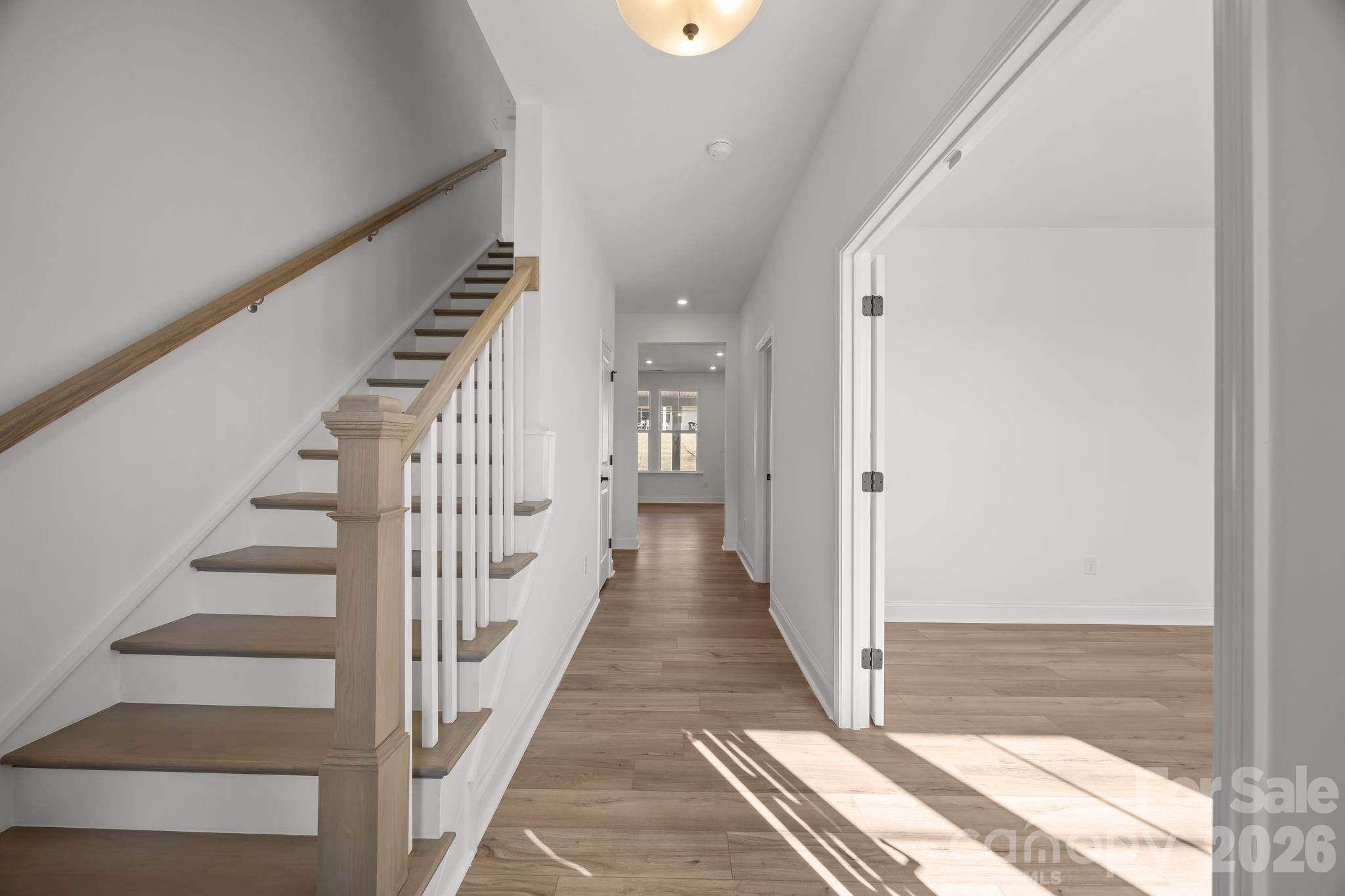 Lakeside Glen - Residential