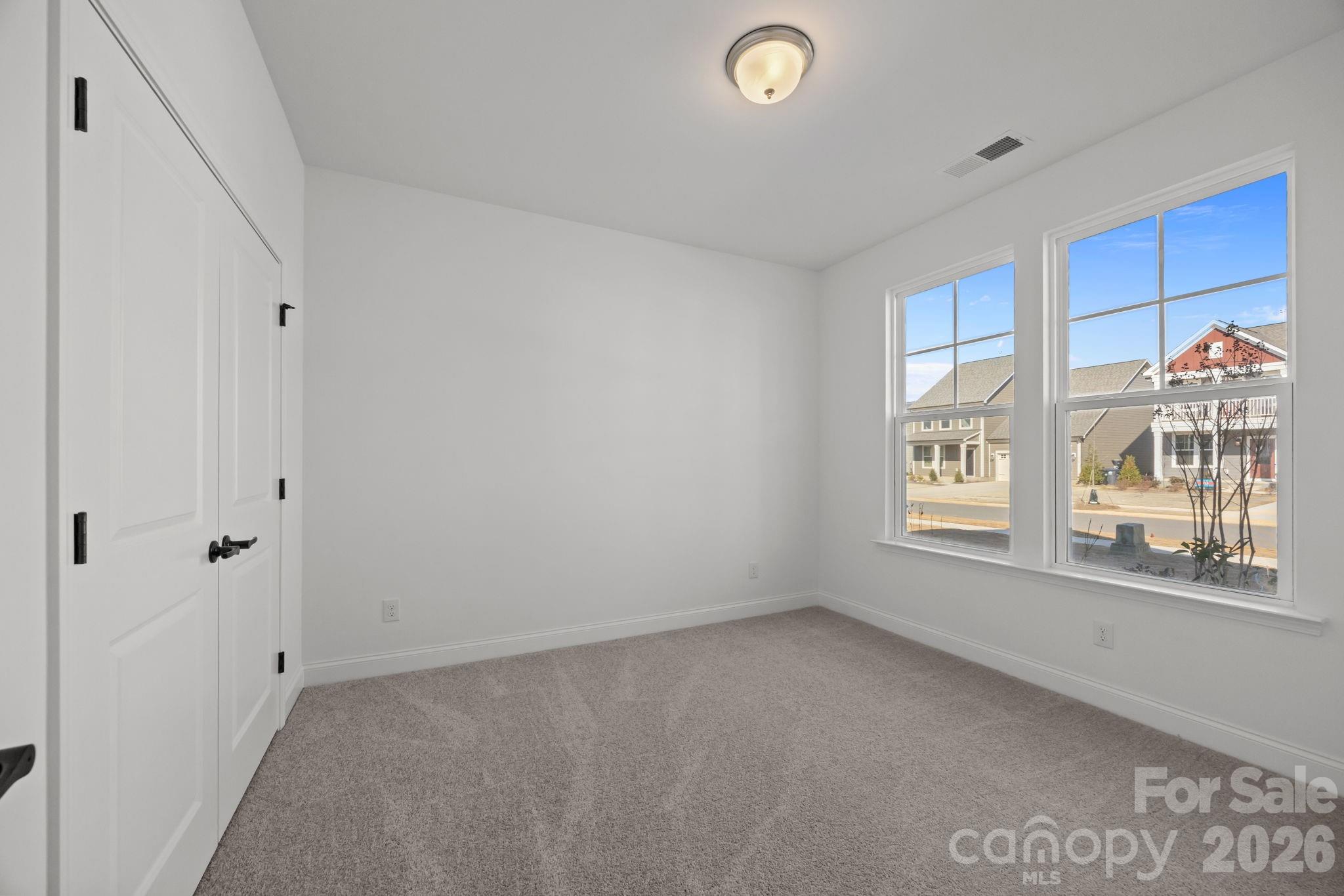 Lakeside Glen - Residential