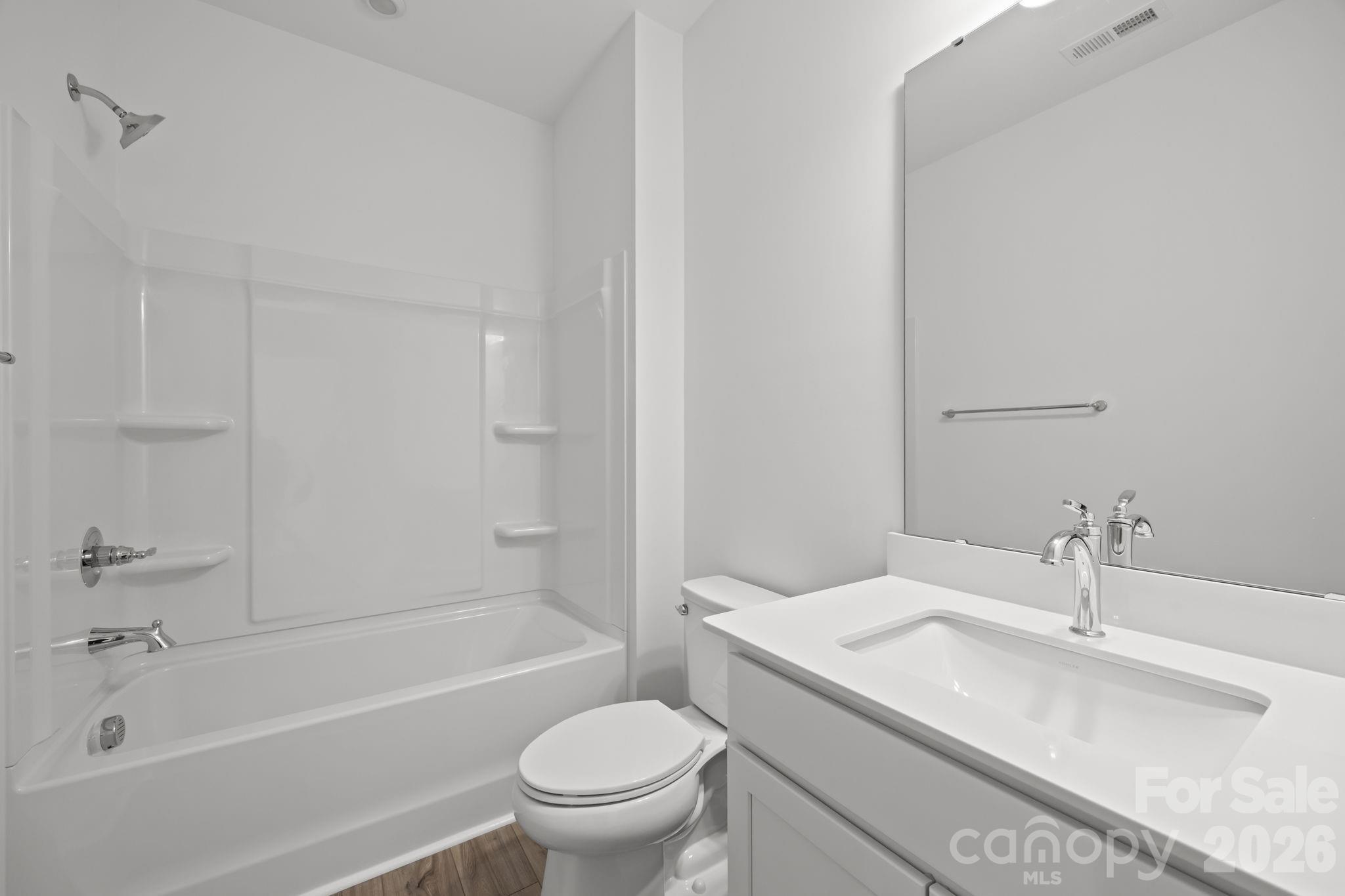 Lakeside Glen - Residential