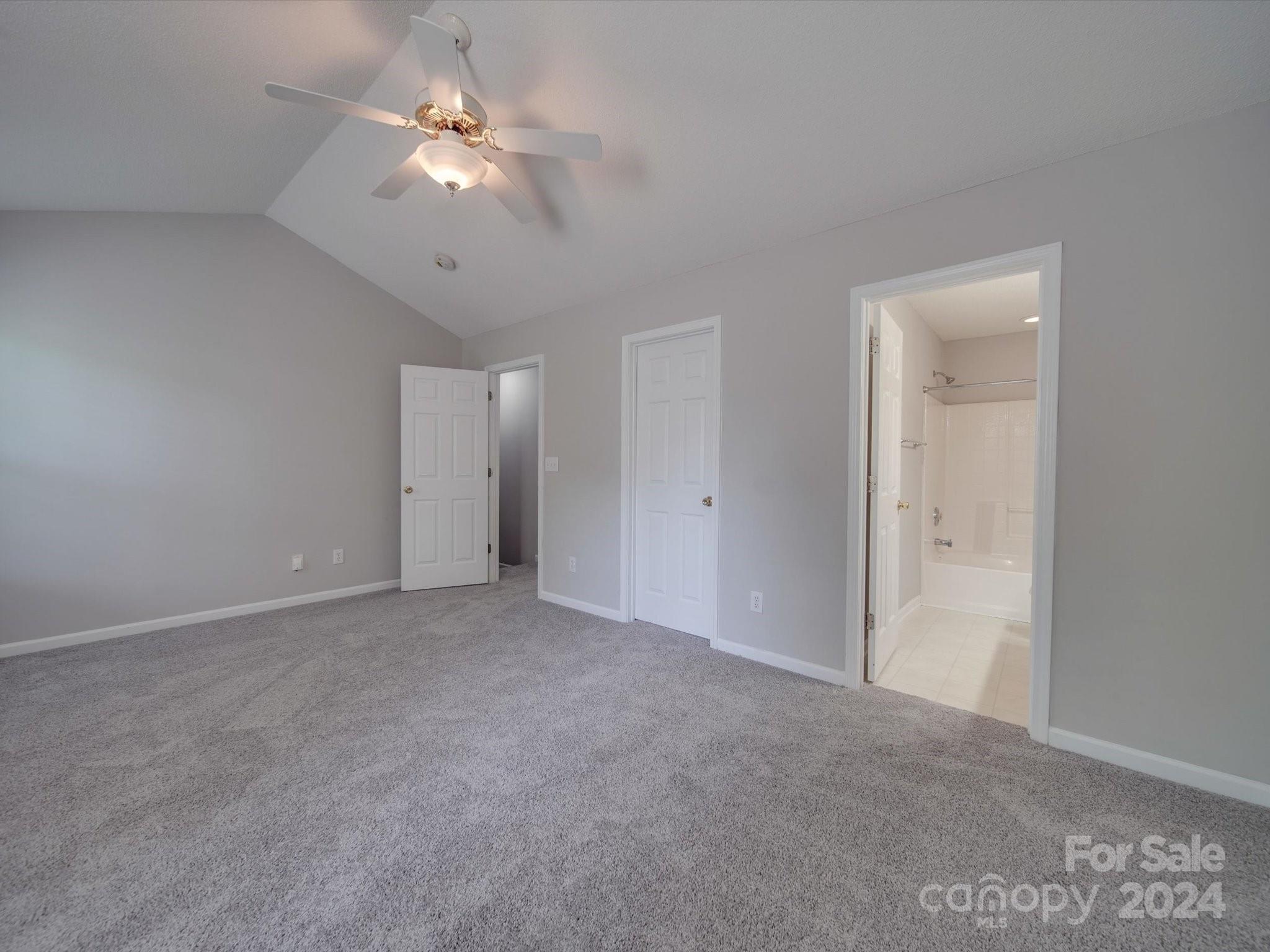 Tyler Woods - Residential