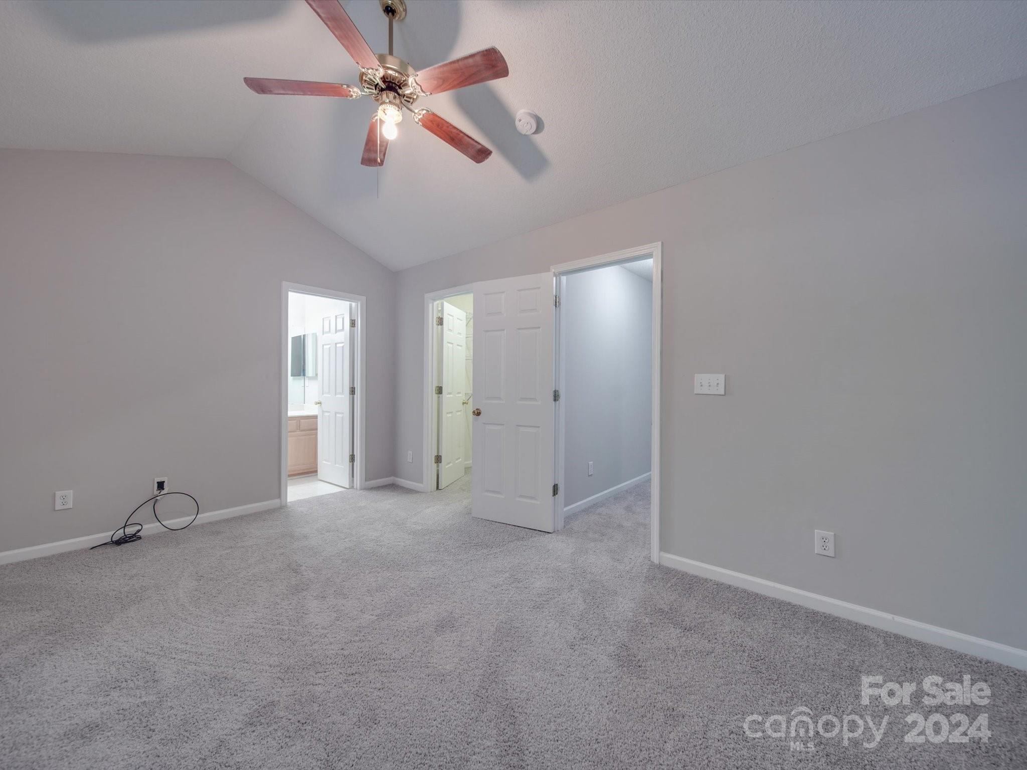 Tyler Woods - Residential