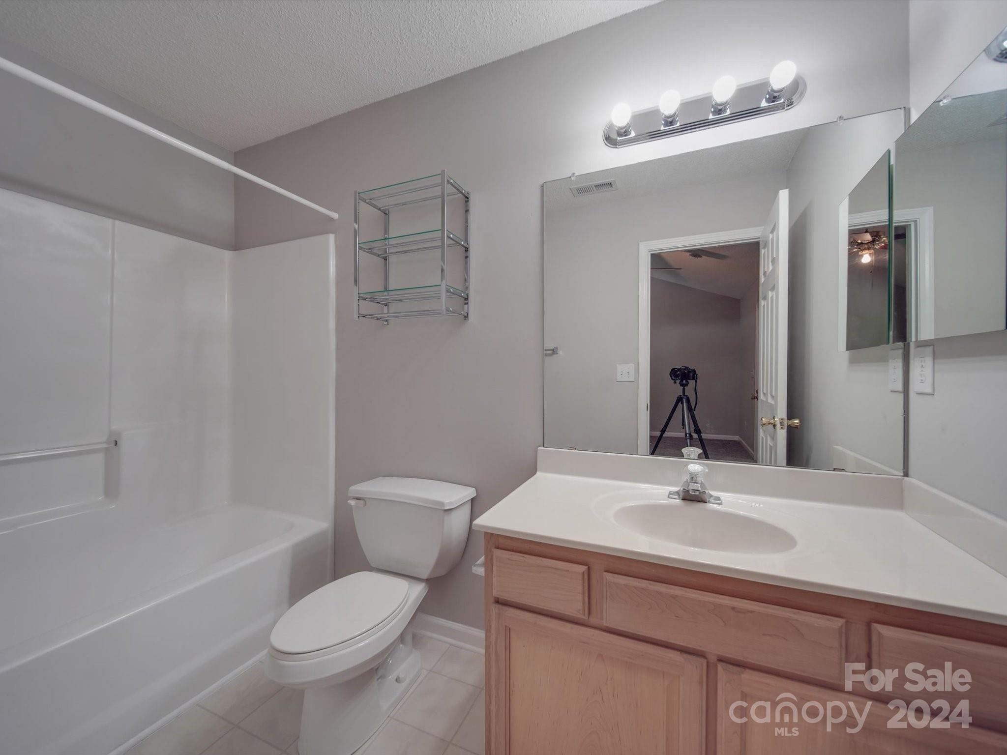 Tyler Woods - Residential