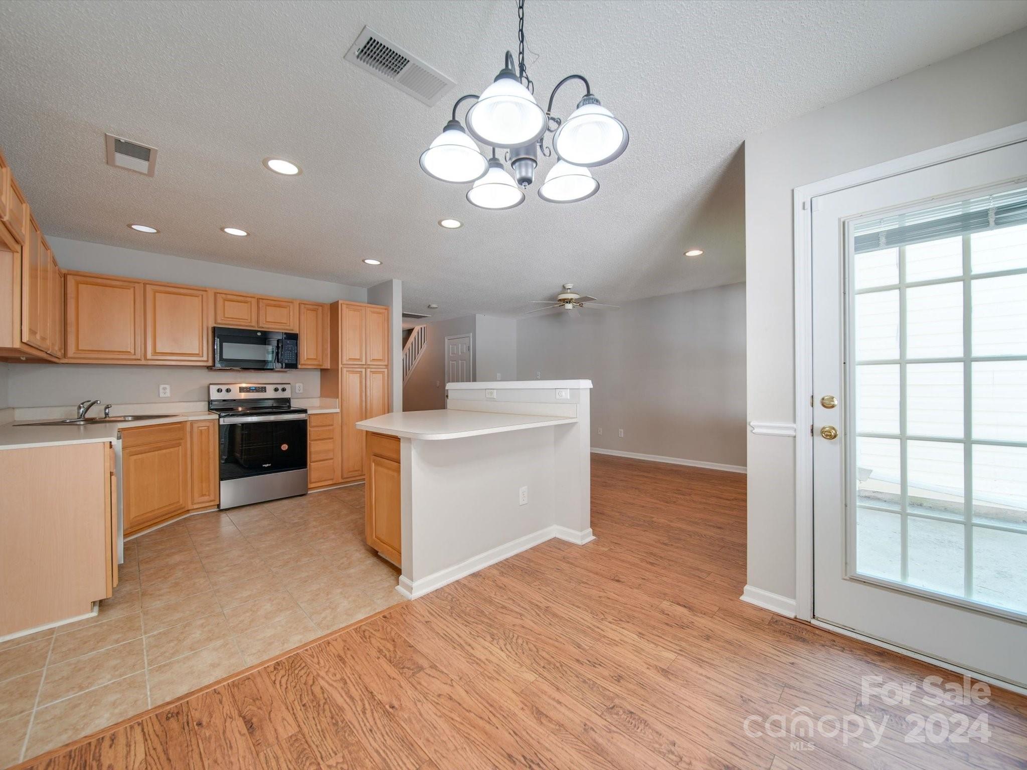 Tyler Woods - Residential