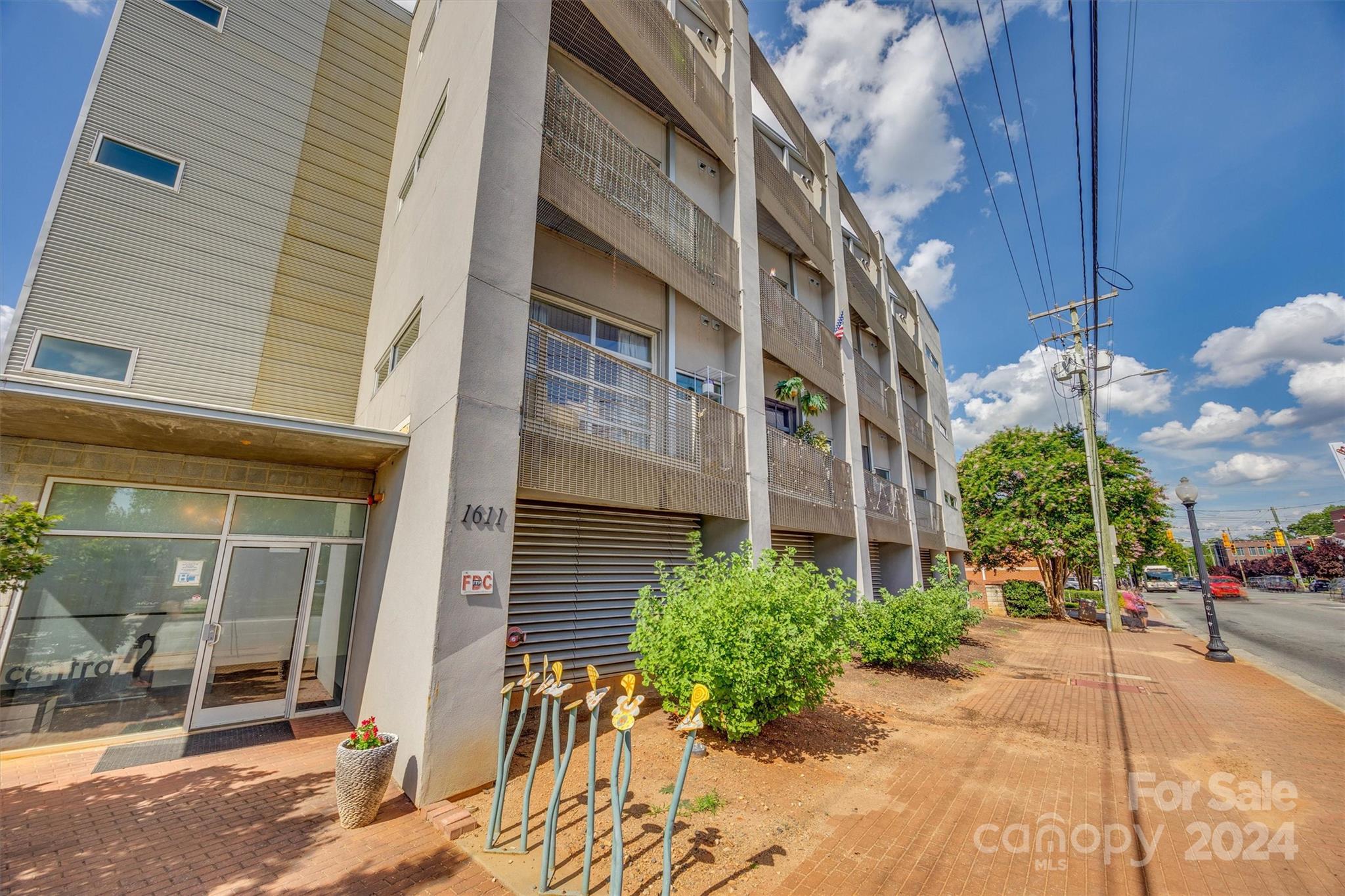 Central 27 - Residential