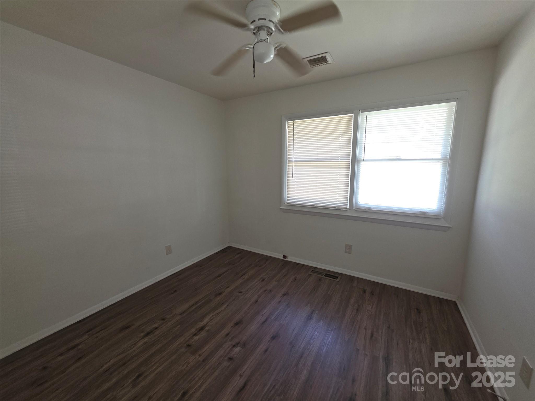 Hidden Valley - Residential Lease