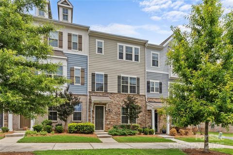 9620 Ainslie Downs Street Charlotte NC 28273