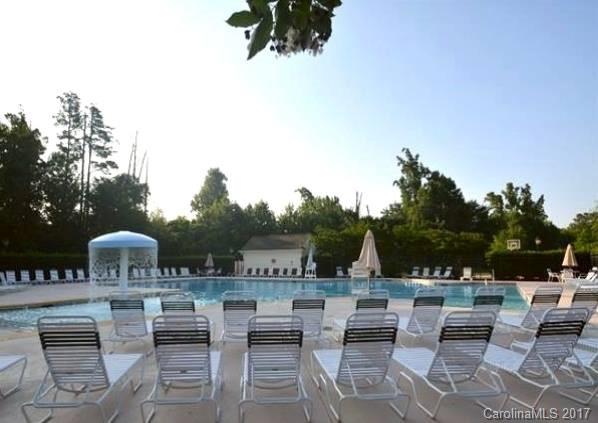 Oakhurst - Residential