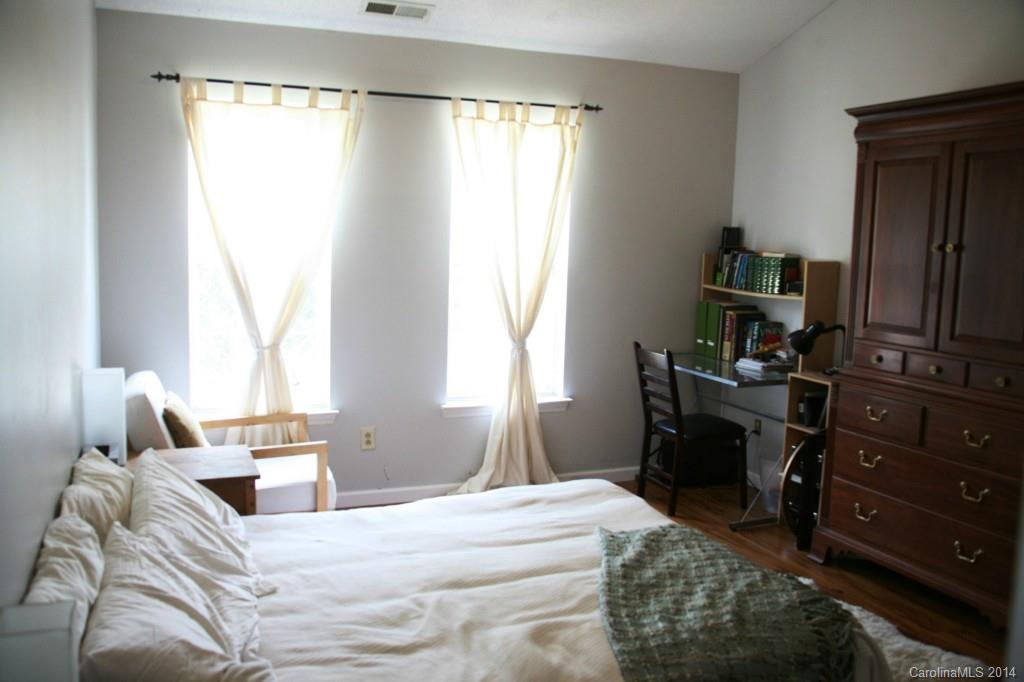 Falcon Chase - Residential