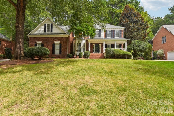 4123 MOUNTAIN COVE DR, CHARLOTTE, NC 28216 - Image cb0c5912c94da5a2c49092a2c70da52b/2546678876