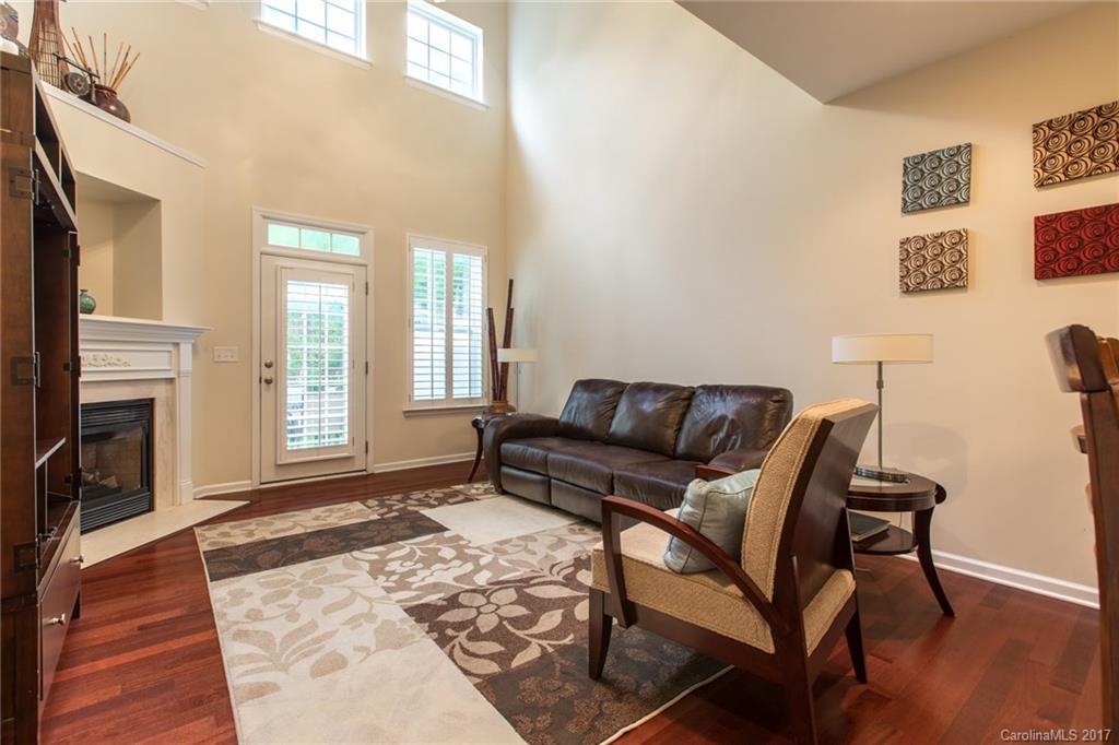 Lake Shore On Lake Wylie - Residential