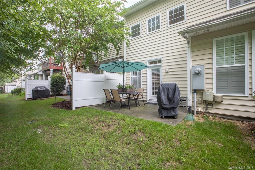 Lake Shore On Lake Wylie - Residential