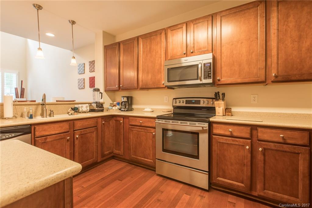 Lake Shore On Lake Wylie - Residential