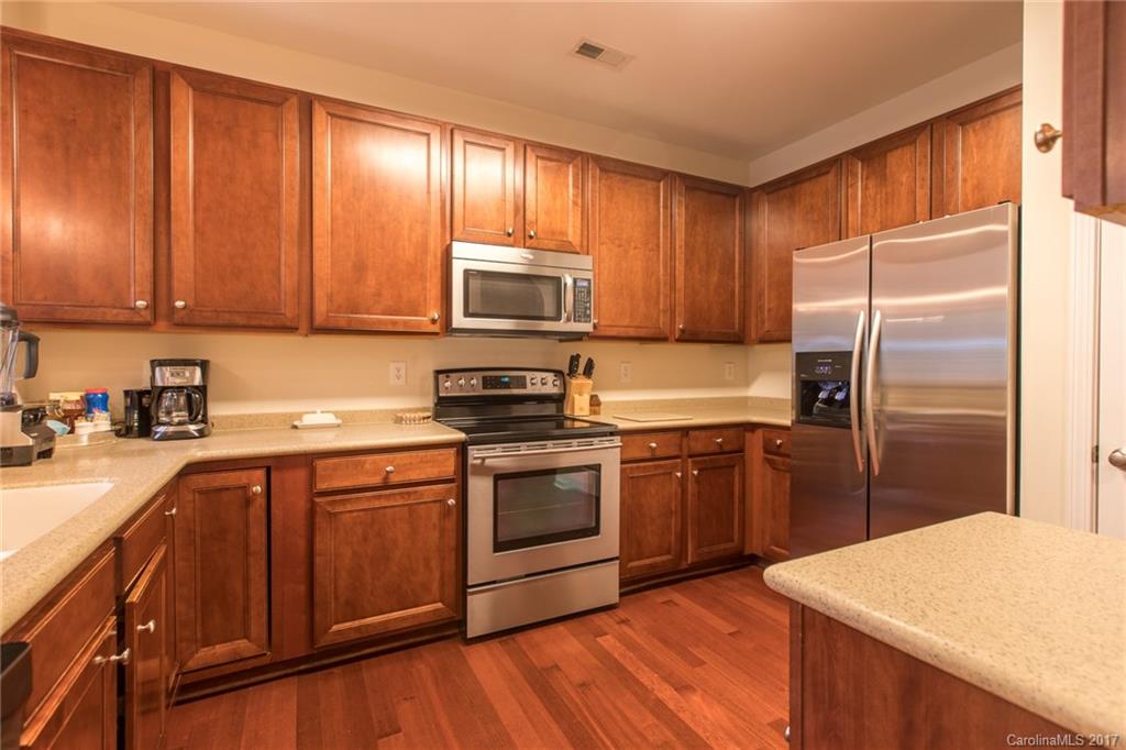 Lake Shore On Lake Wylie - Residential