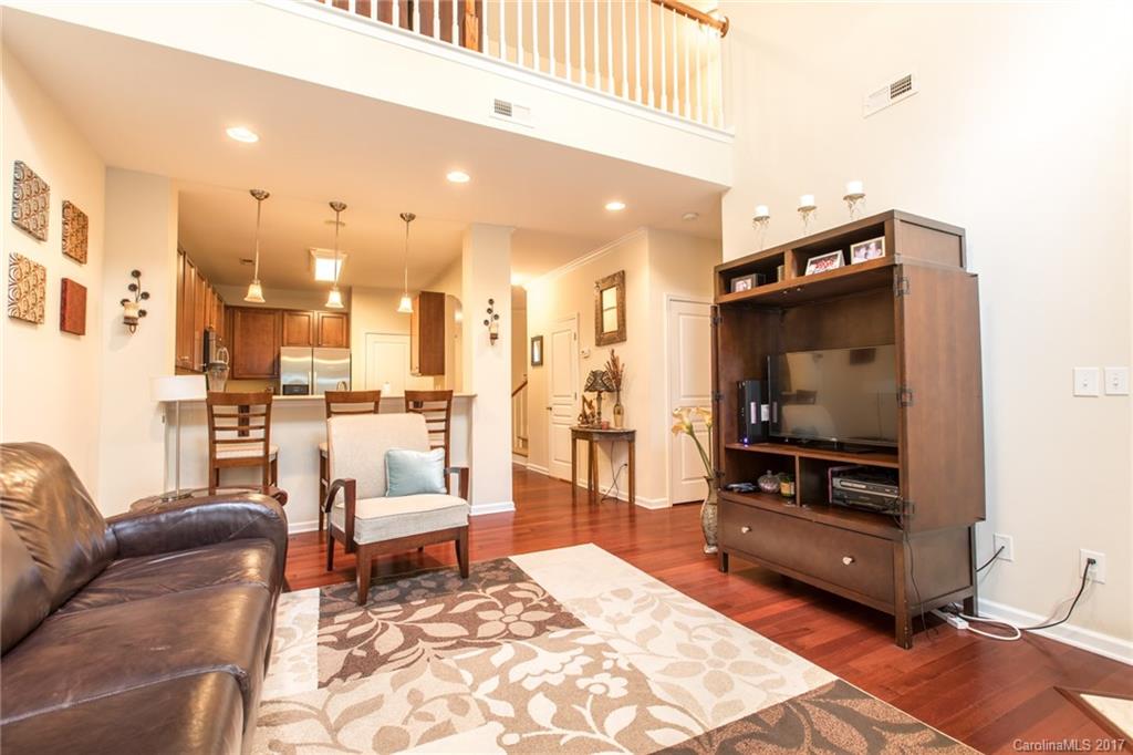 Lake Shore On Lake Wylie - Residential