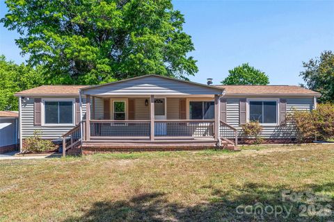 Photo of 5760 Turner Drive, Kannapolis, NC 28081 (MLS # 4378549)
