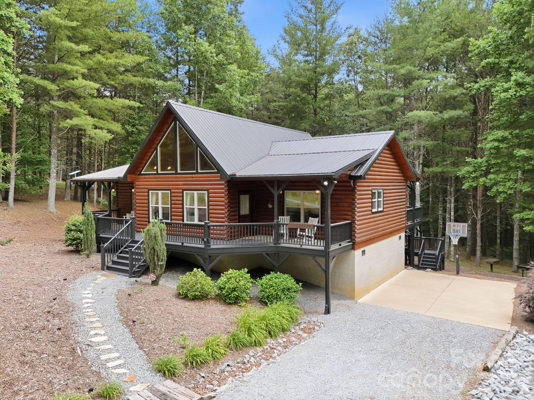 15 Trillium Trail
