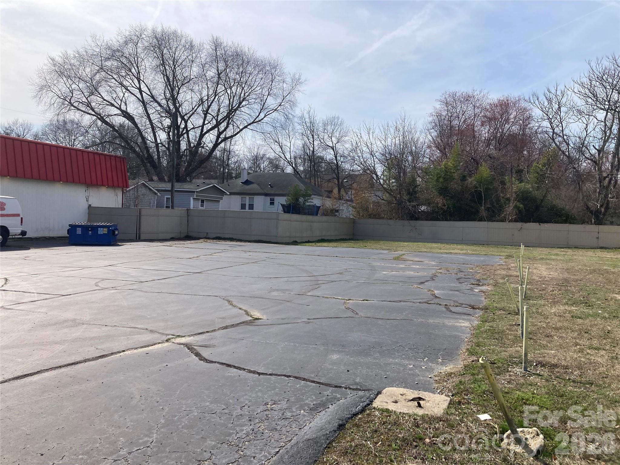 1201 N Cannon Boulevard