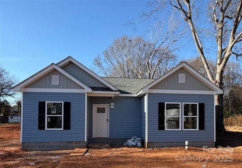 Photo of 1212 Patterson Street, Shelby, NC 28152 (MLS # 4331423)