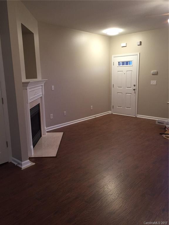 Ridge Pointe - Residential