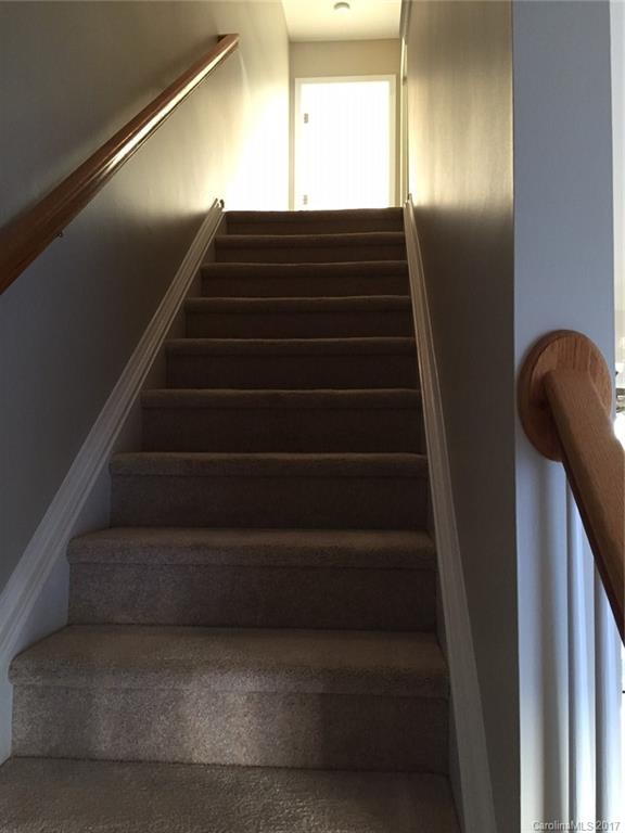 Ridge Pointe - Residential