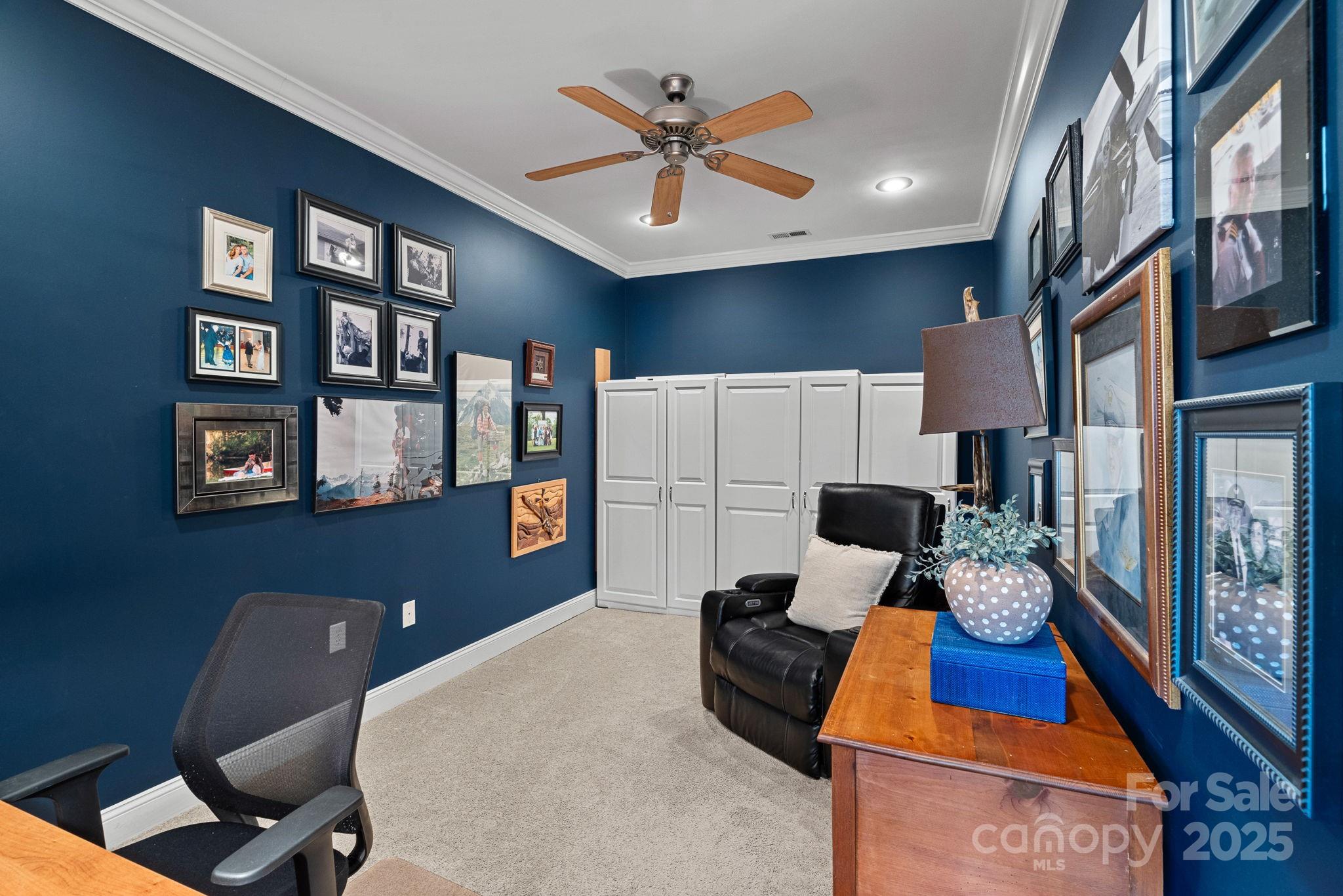 The Harbour At The Pointe - Residential