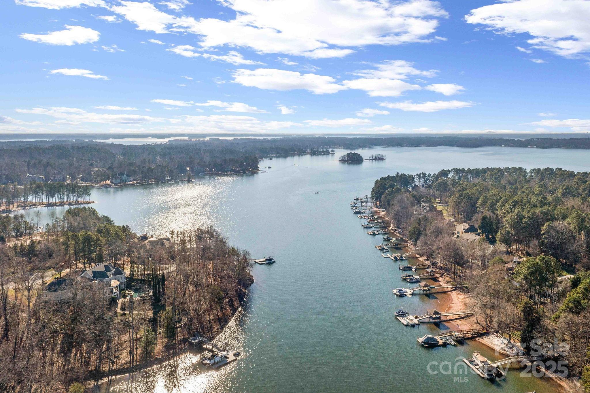 The Harbour At The Pointe - Residential