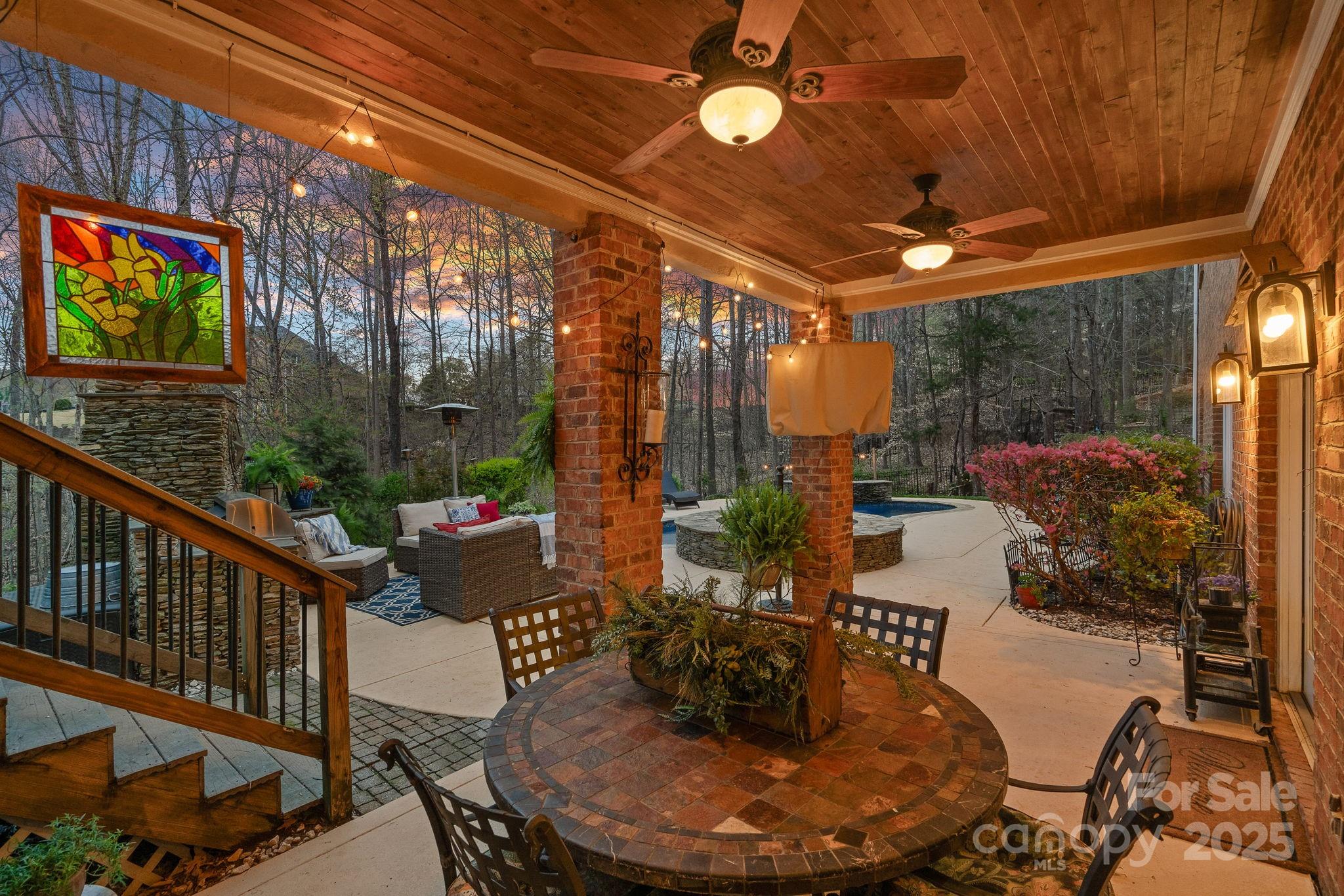 The Harbour At The Pointe - Residential