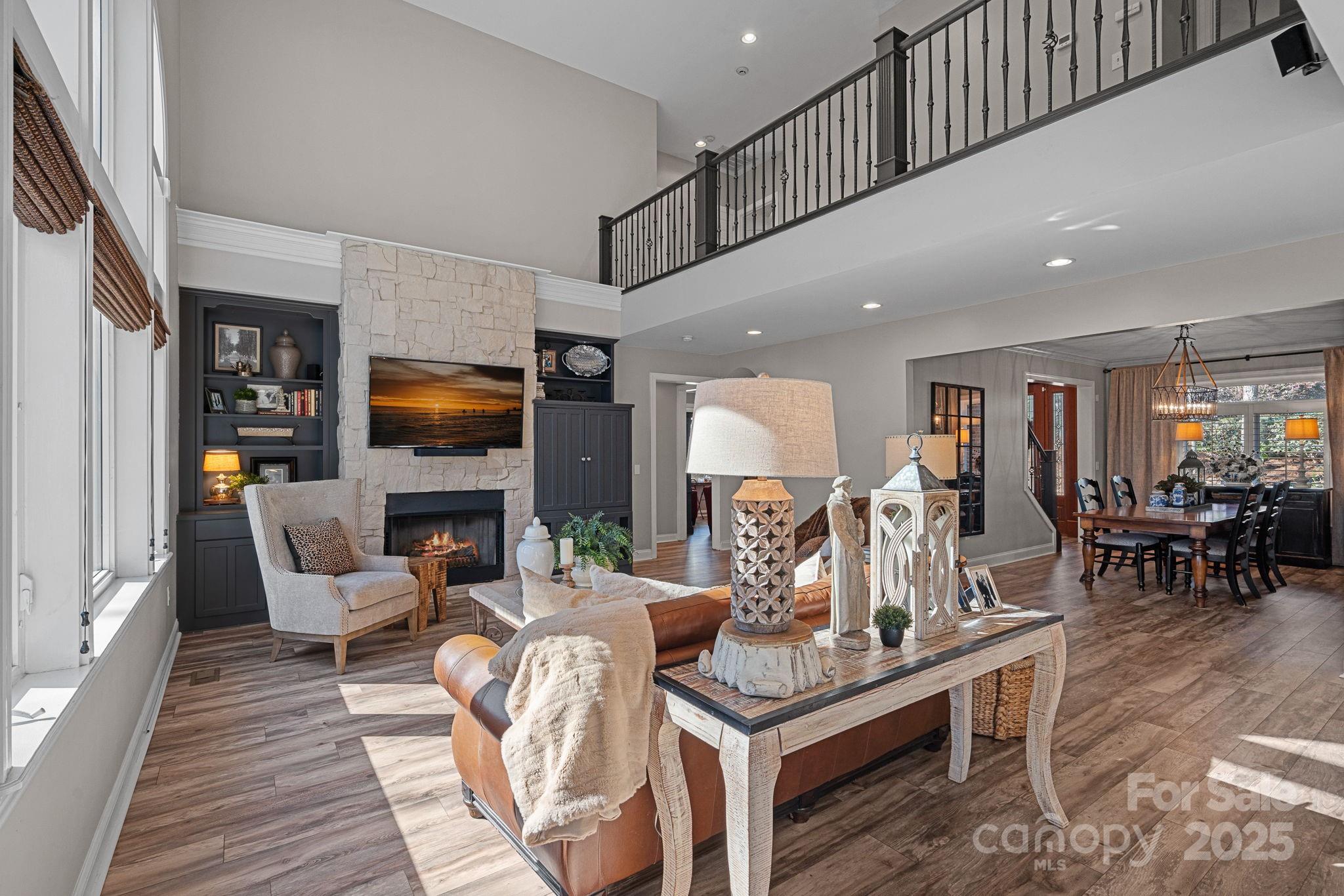 The Harbour At The Pointe - Residential