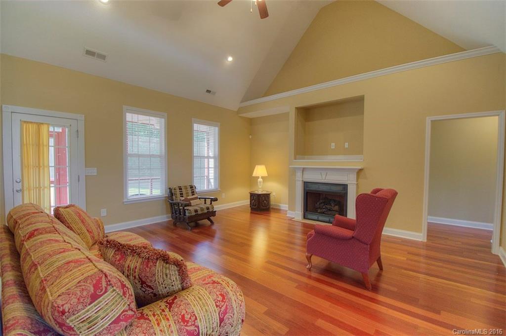 Richards Landing - Residential