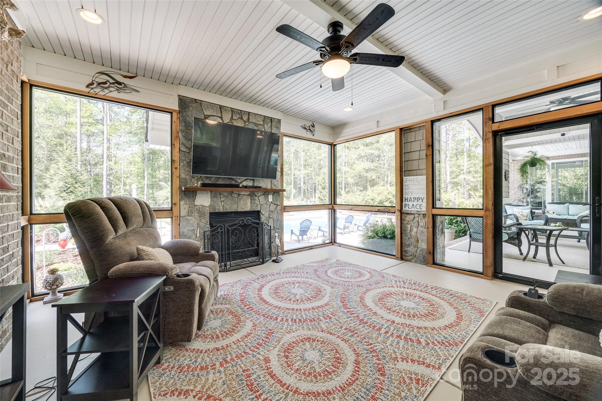 Henrys Glen - Residential