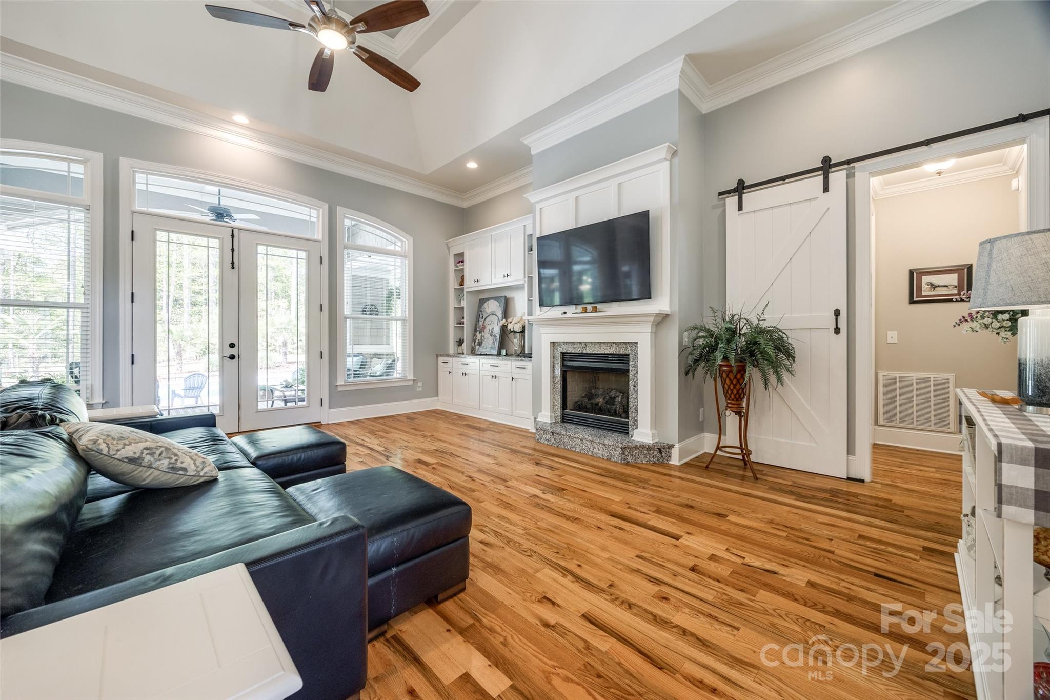 Henrys Glen - Residential