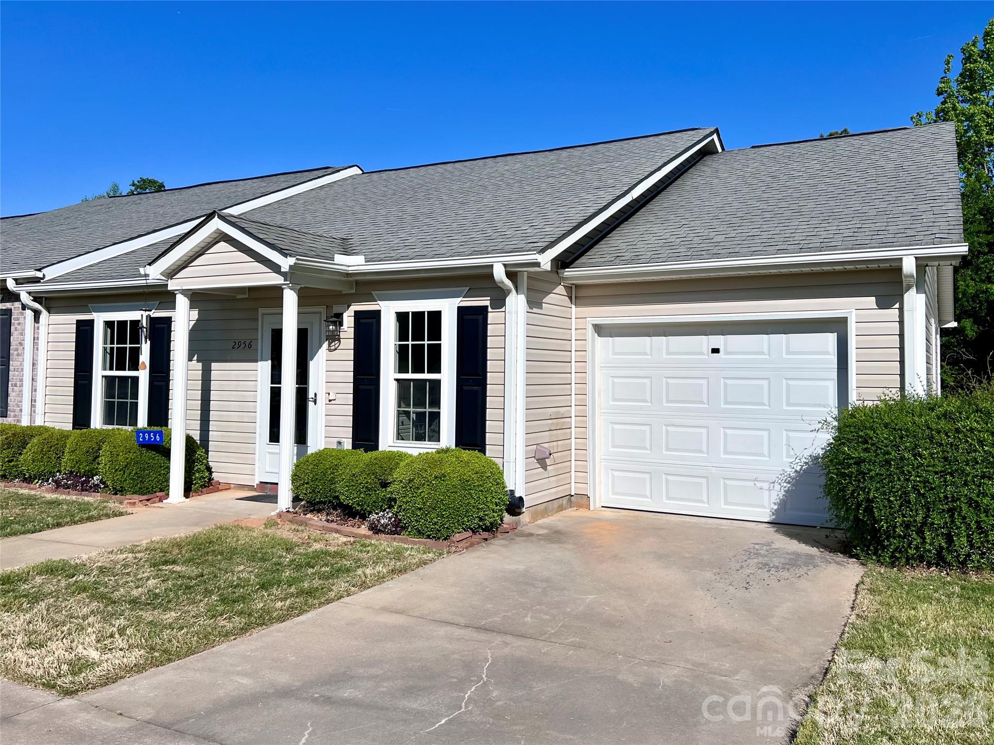 Sapphire Hills - Residential