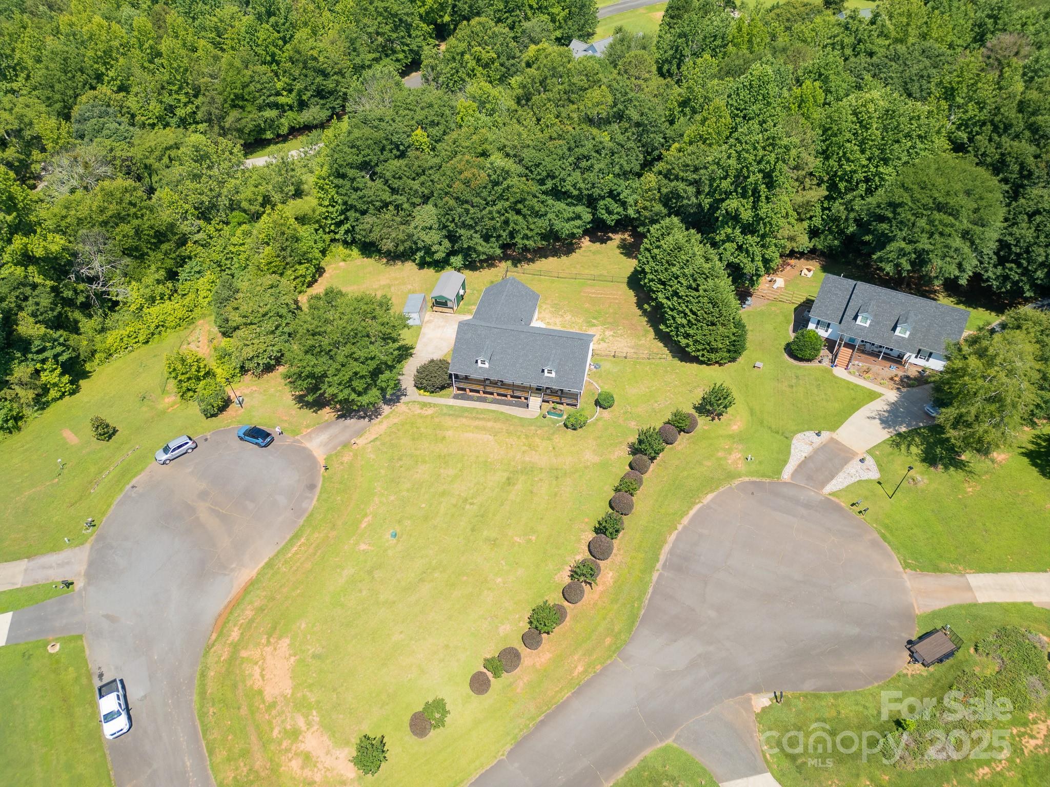 814 Carved Oak Court
