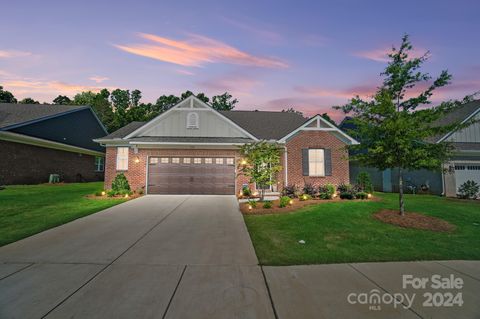 Photo of 3311 Marchers Trace Drive, Charlotte, NC 28227 (MLS # 4149491)