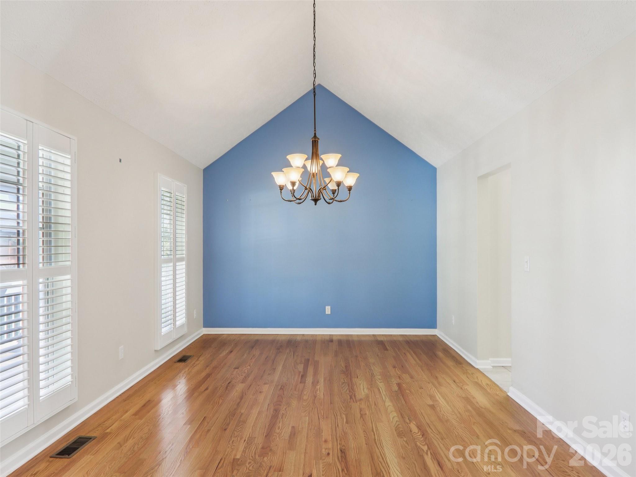 Old Applewood Hollow - Residential