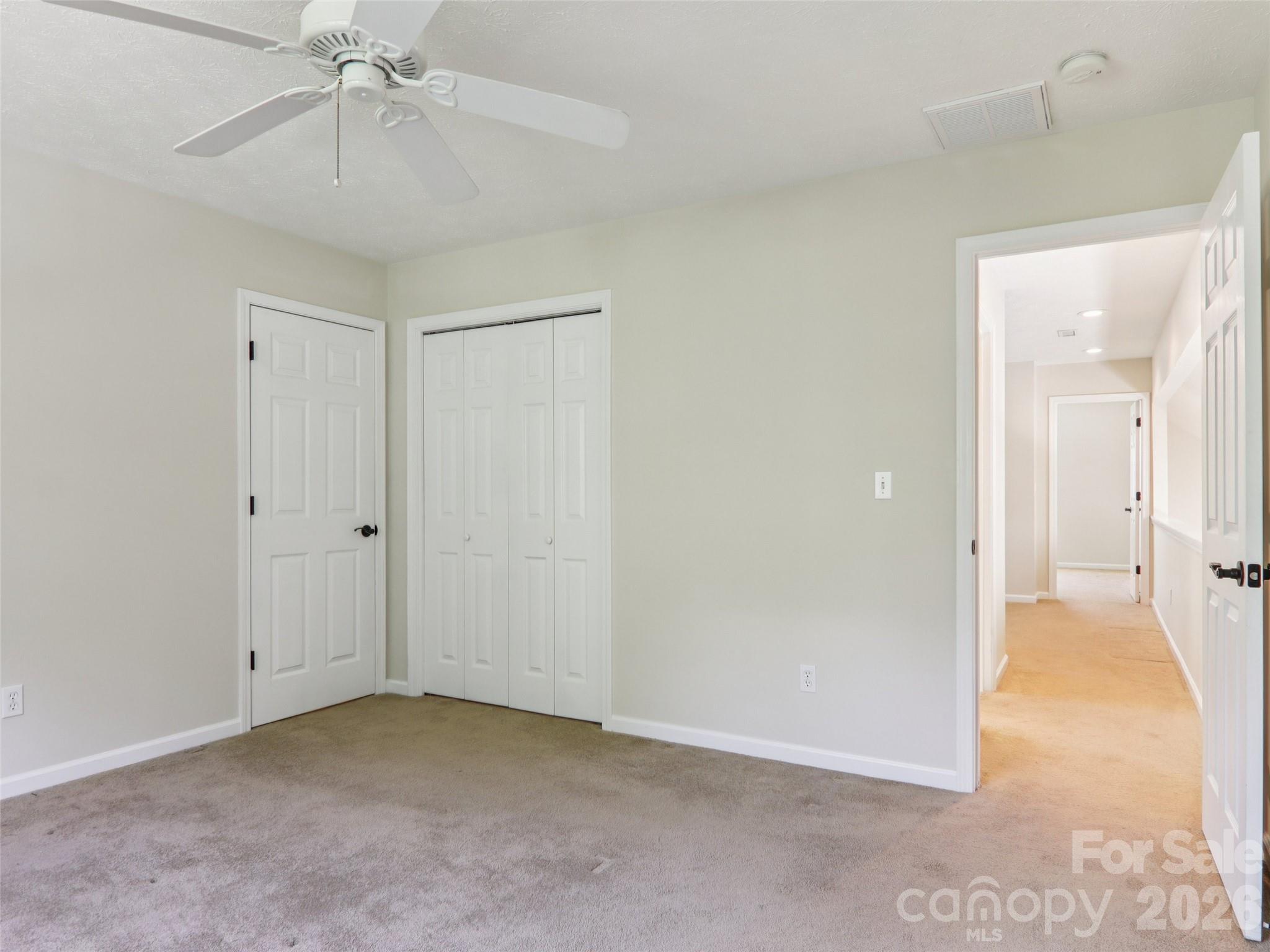 Old Applewood Hollow - Residential