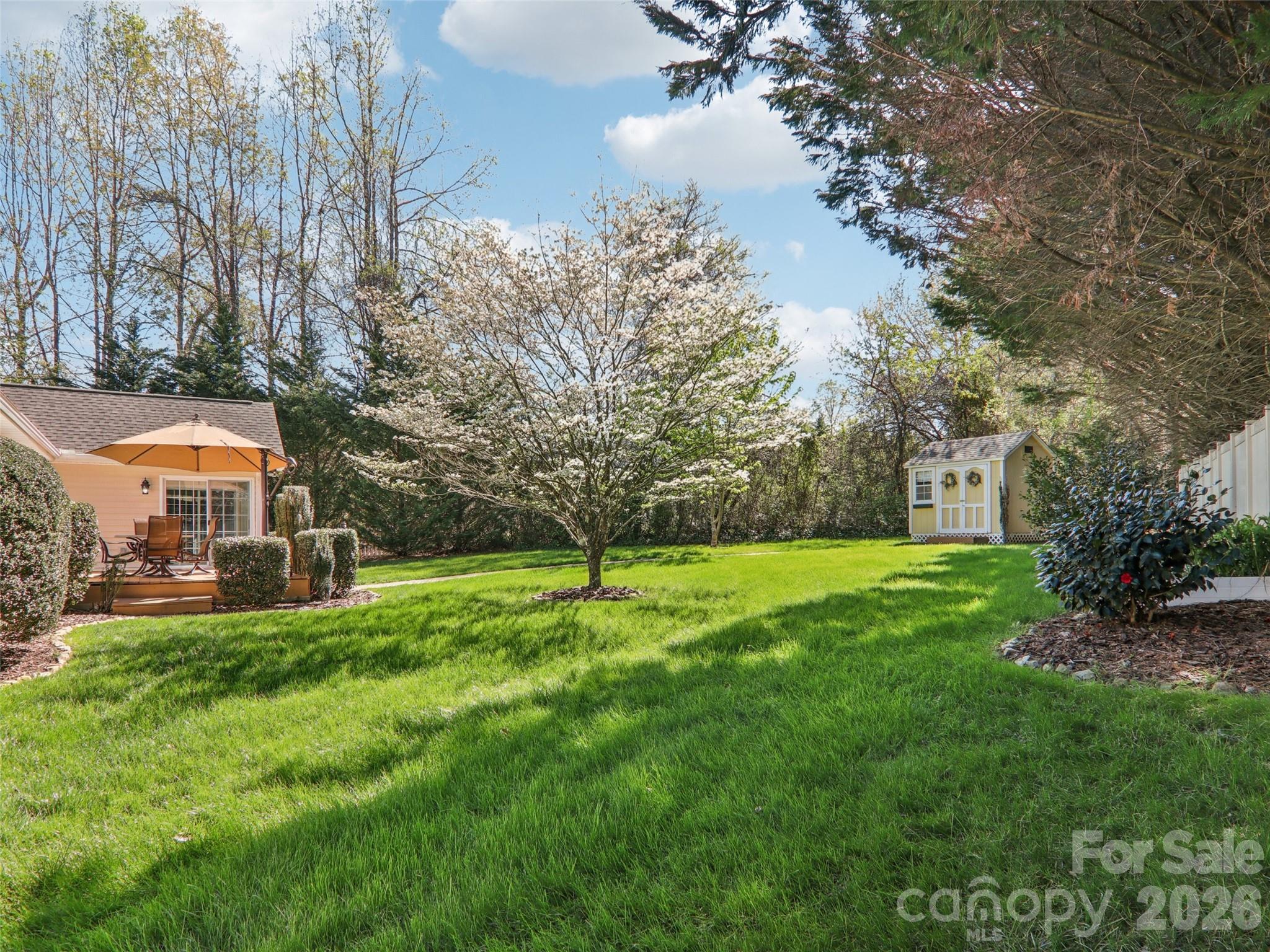 Old Applewood Hollow - Residential