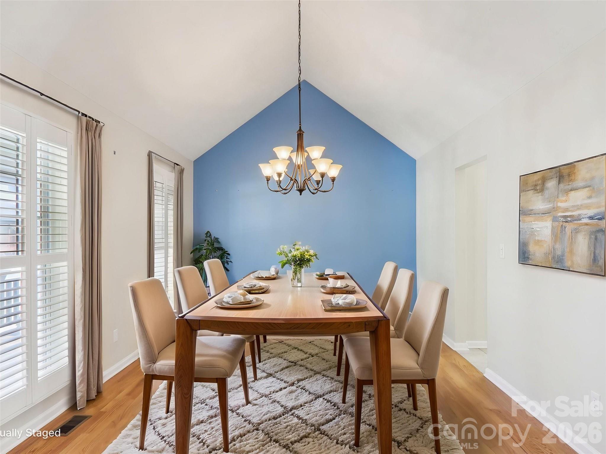 Old Applewood Hollow - Residential