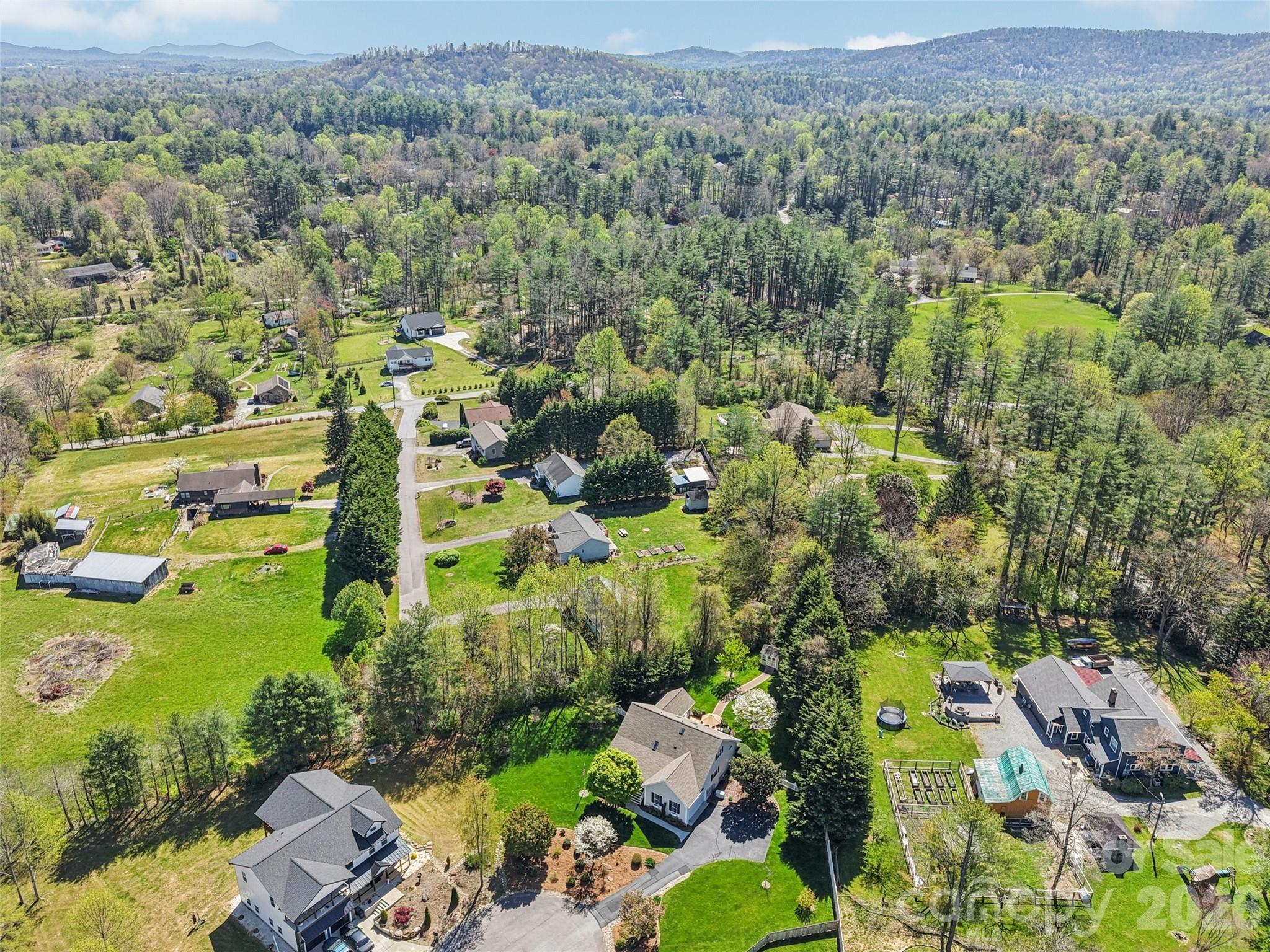 Old Applewood Hollow - Residential