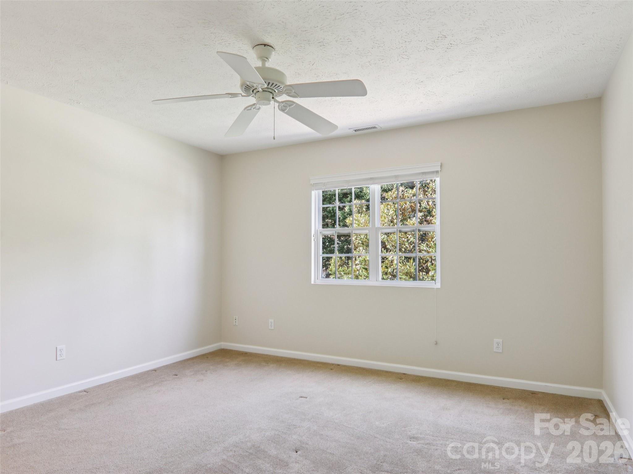 Old Applewood Hollow - Residential