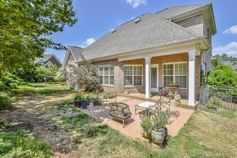 Lake Club Commons - Residential