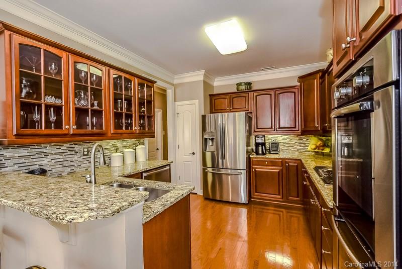 Lake Club Commons - Residential