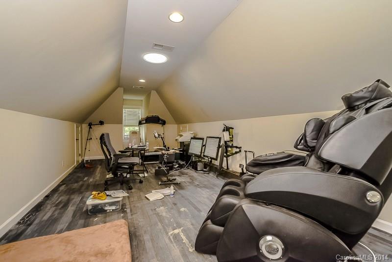 Lake Club Commons - Residential