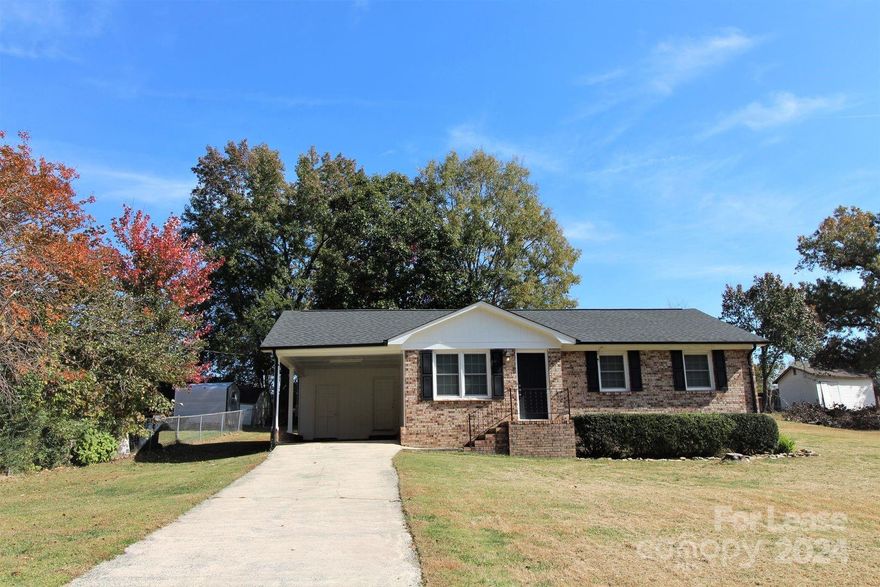 Located on a quiet street in the Monroe-Unionville area is a 3 bedroom 1.5 bath home with a carport! This very well taken care of home features hardwood floors, a spacious kitchen, and freshly painted walls. Walk inside to a cozy living room area, that leads to the kitchen and kitchen eating area. The kitchen features granite countertops, a stainless steel range, dishwasher, and microwave, and plenty of cabinet space. Good-sized primary bedroom with an attached half bathroom. Two additional bedrooms, and one full bathroom. The laundry is located off of the kitchen,
Spacious backyard for your enjoyment!

Call us today to schedule a tour!
