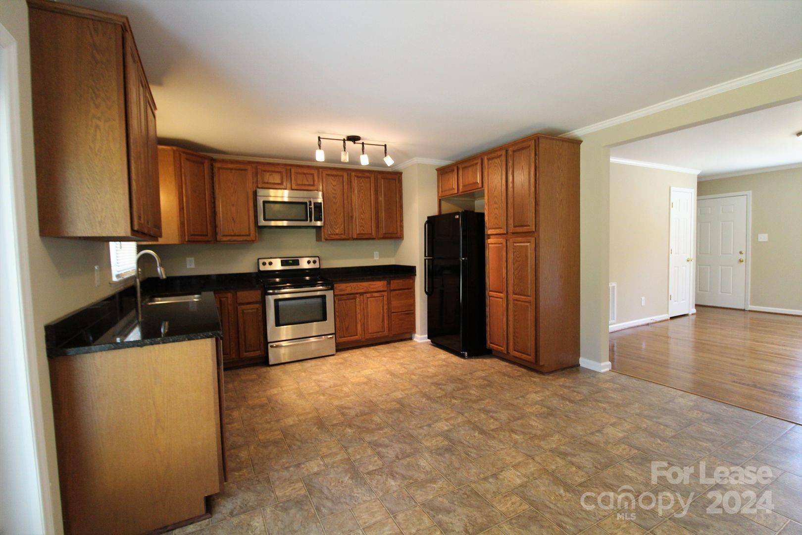 North Hills - Residential Lease